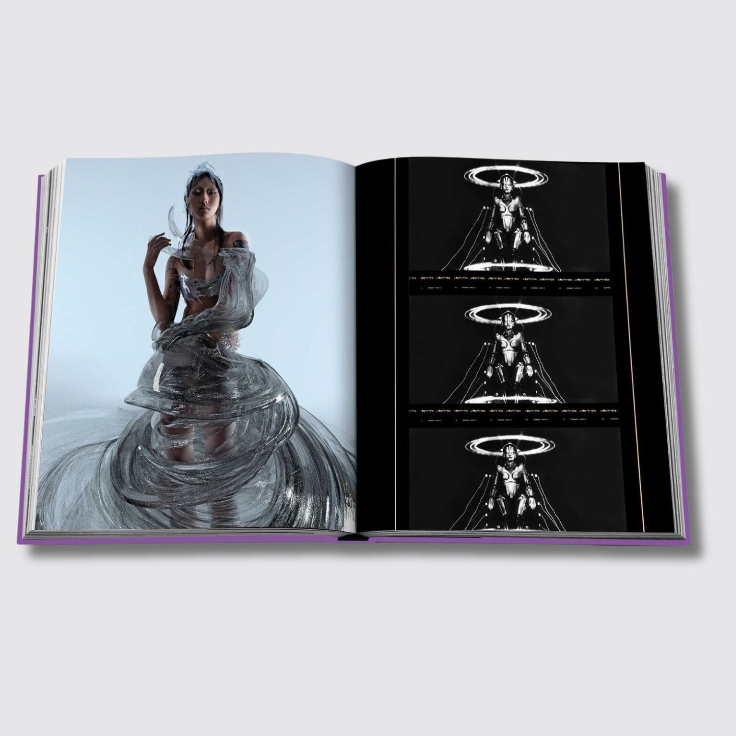 Assouline Metaverse Dream - Open View 3