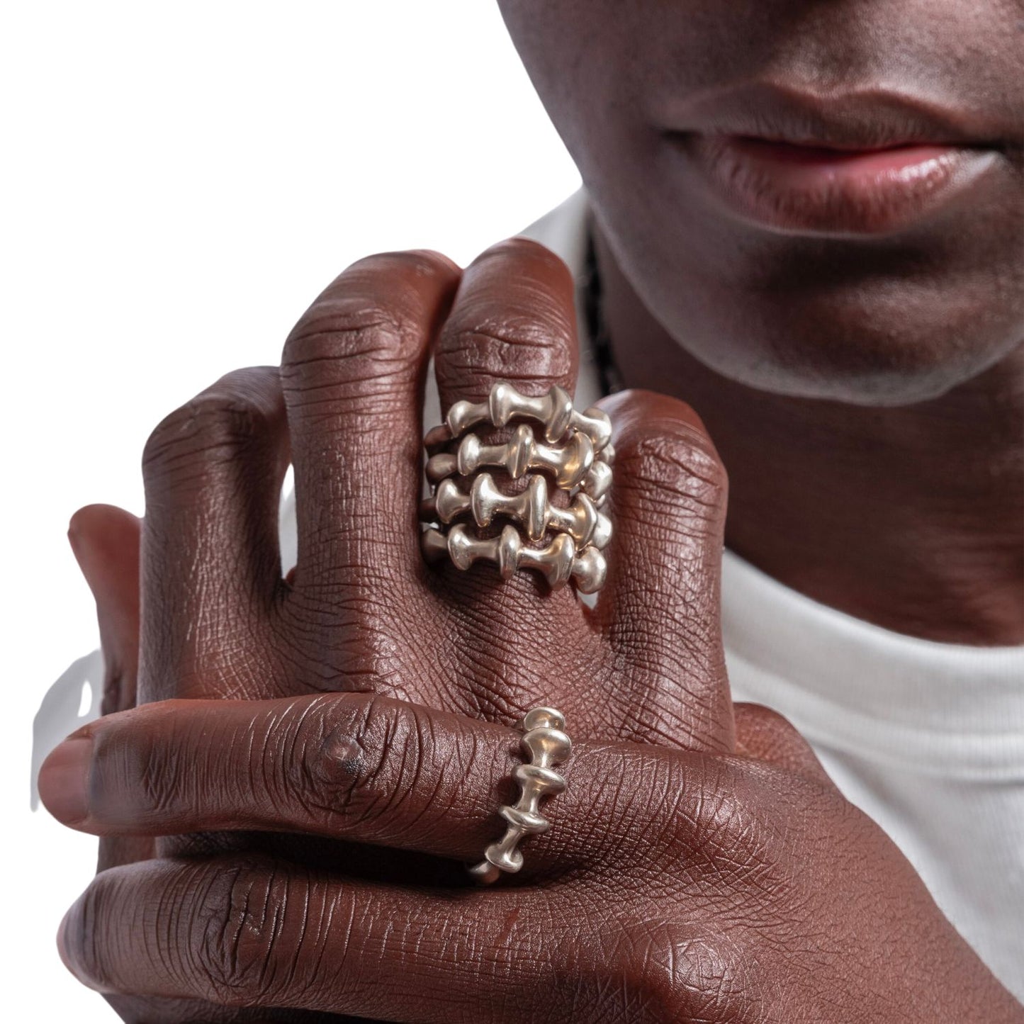 Vram White Gold Chrona IV Ring