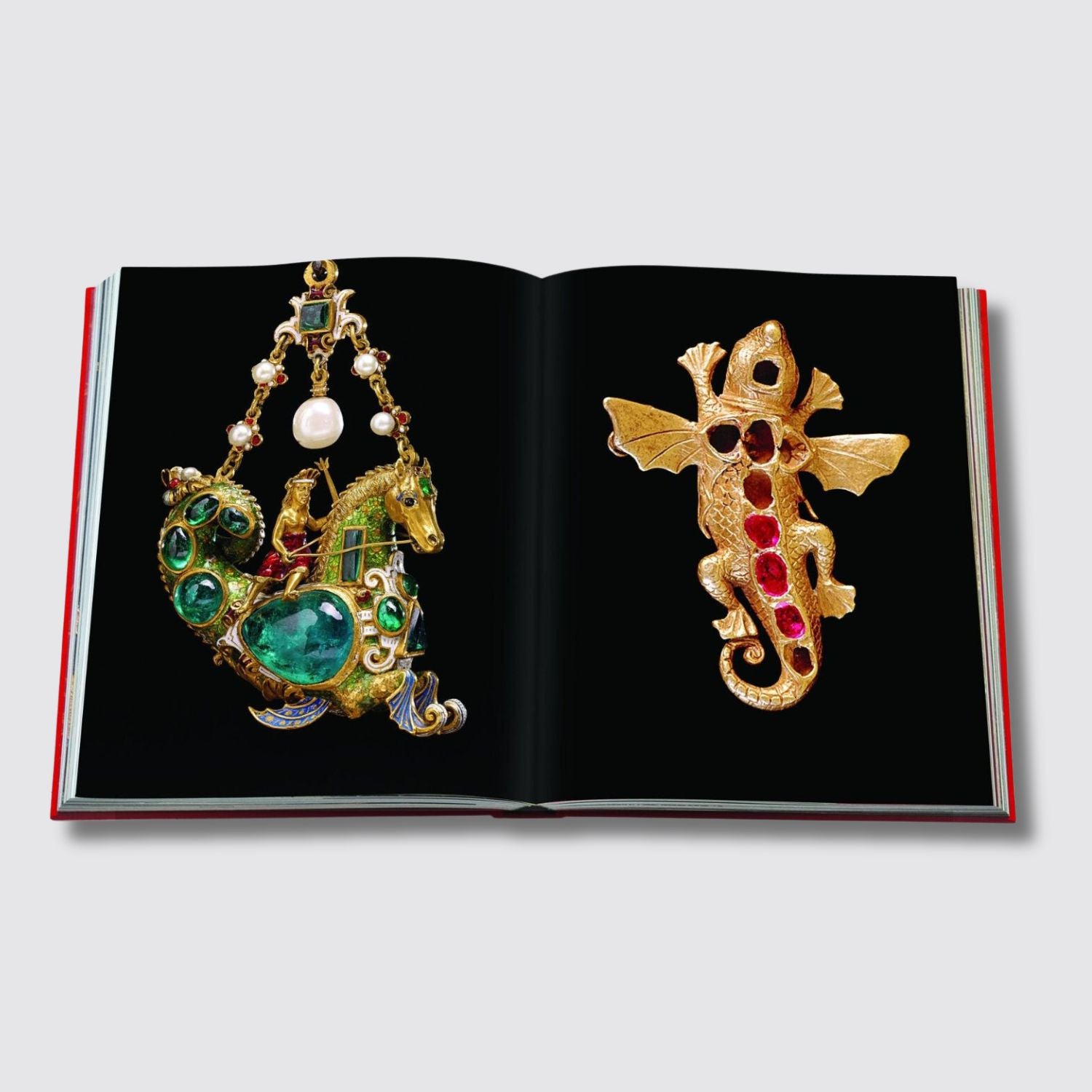 Assouline | Jewels Of The Renaissance - Open View 1