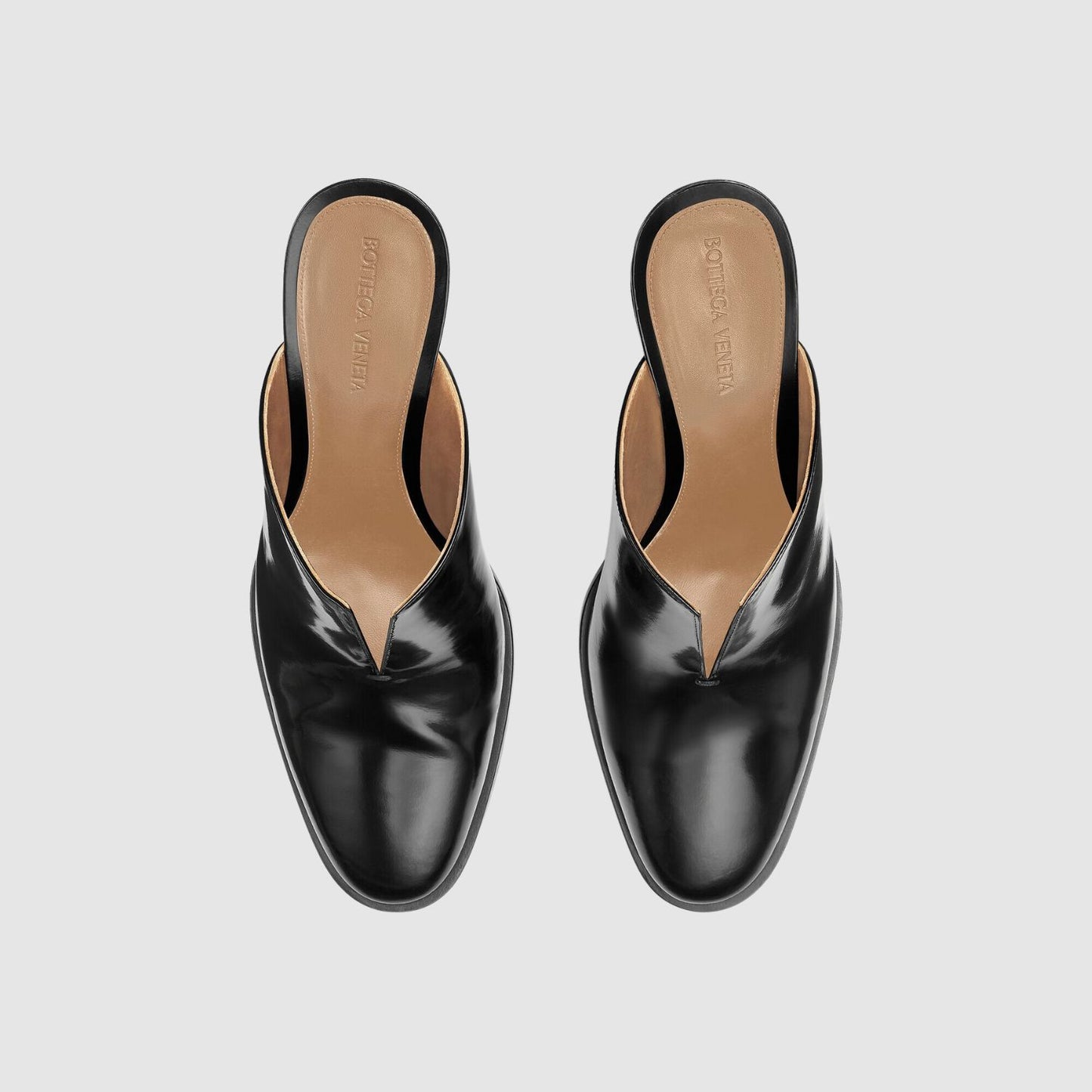 Bottega Veneta Cha-Cha Mule_BOTW243003