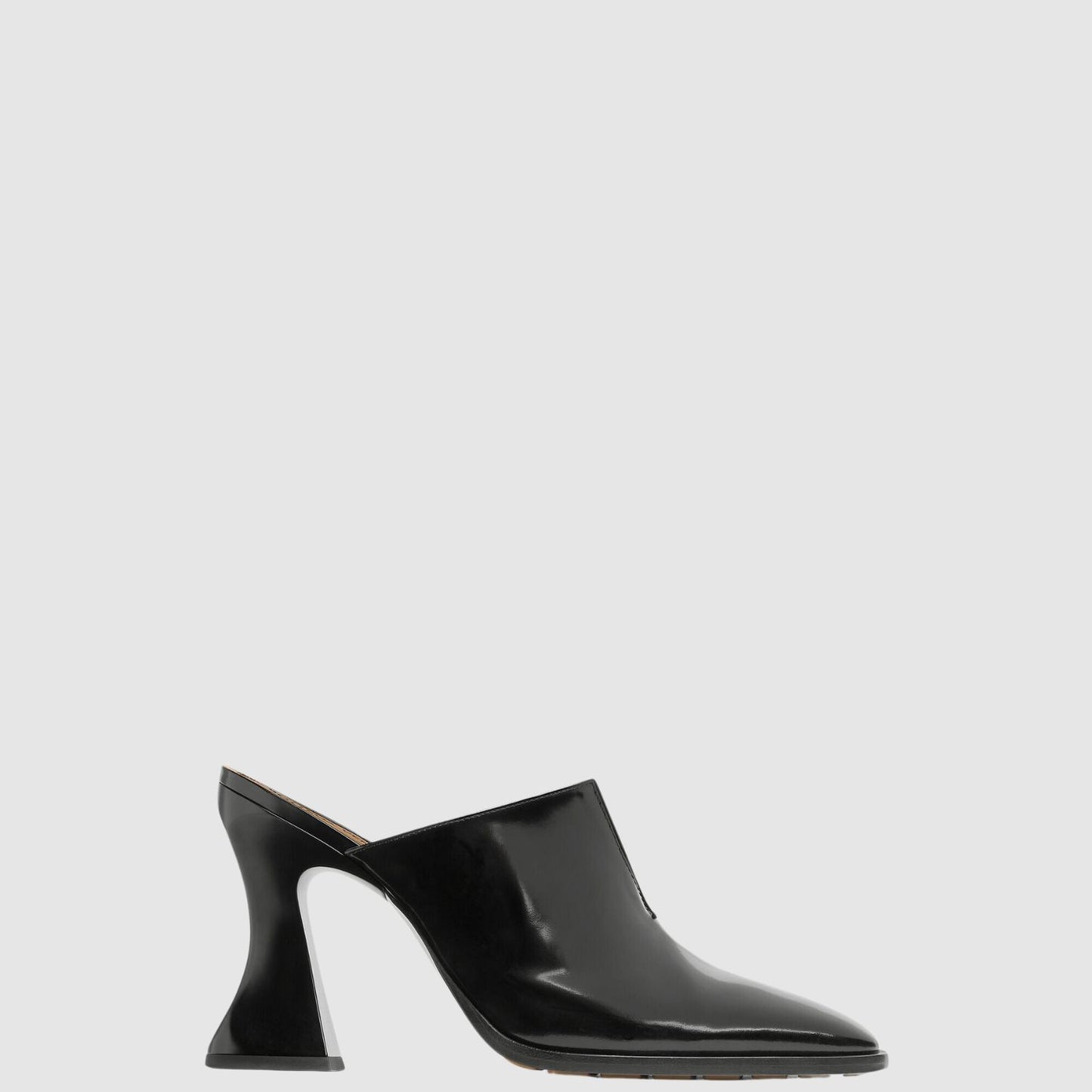 Bottega Veneta Cha-Cha Mule_BOTW243003