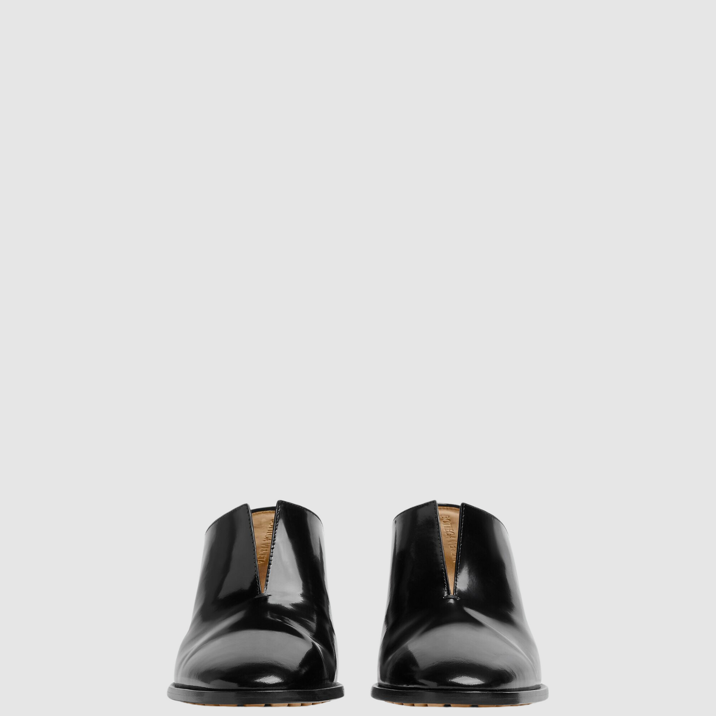 Bottega Veneta Cha-Cha Mule_BOTW243003