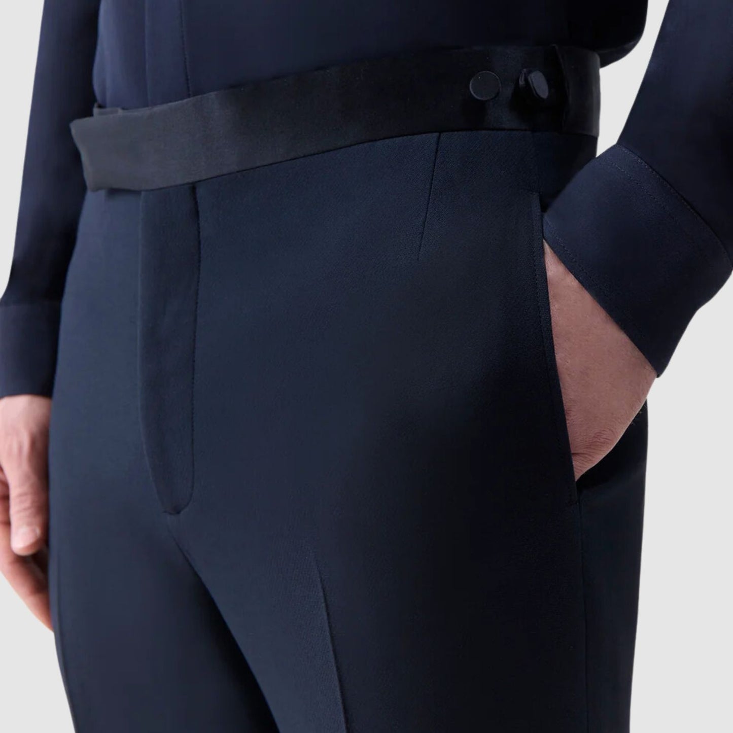 Gabriela Hearst Simons Pant in Black Silk Wool Cady