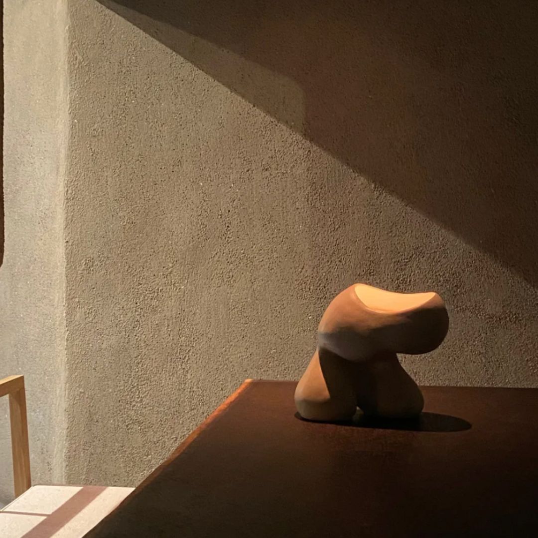 Luz Santalwood AMEN Candle VIEW 4