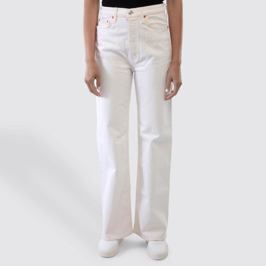 Re/Done | High-Rise Jeans in White - Front View