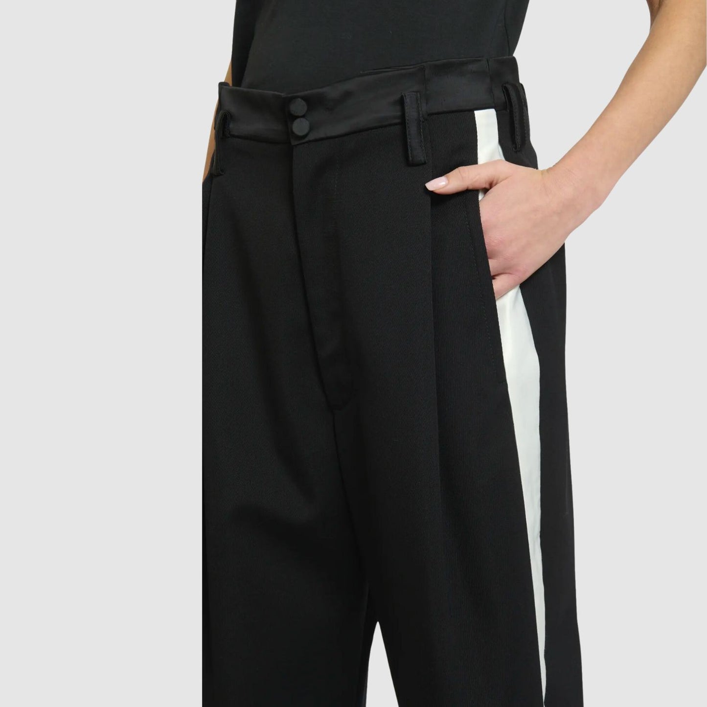 Meryll Rogge Pleated Tuxedo Pants_MERW235004