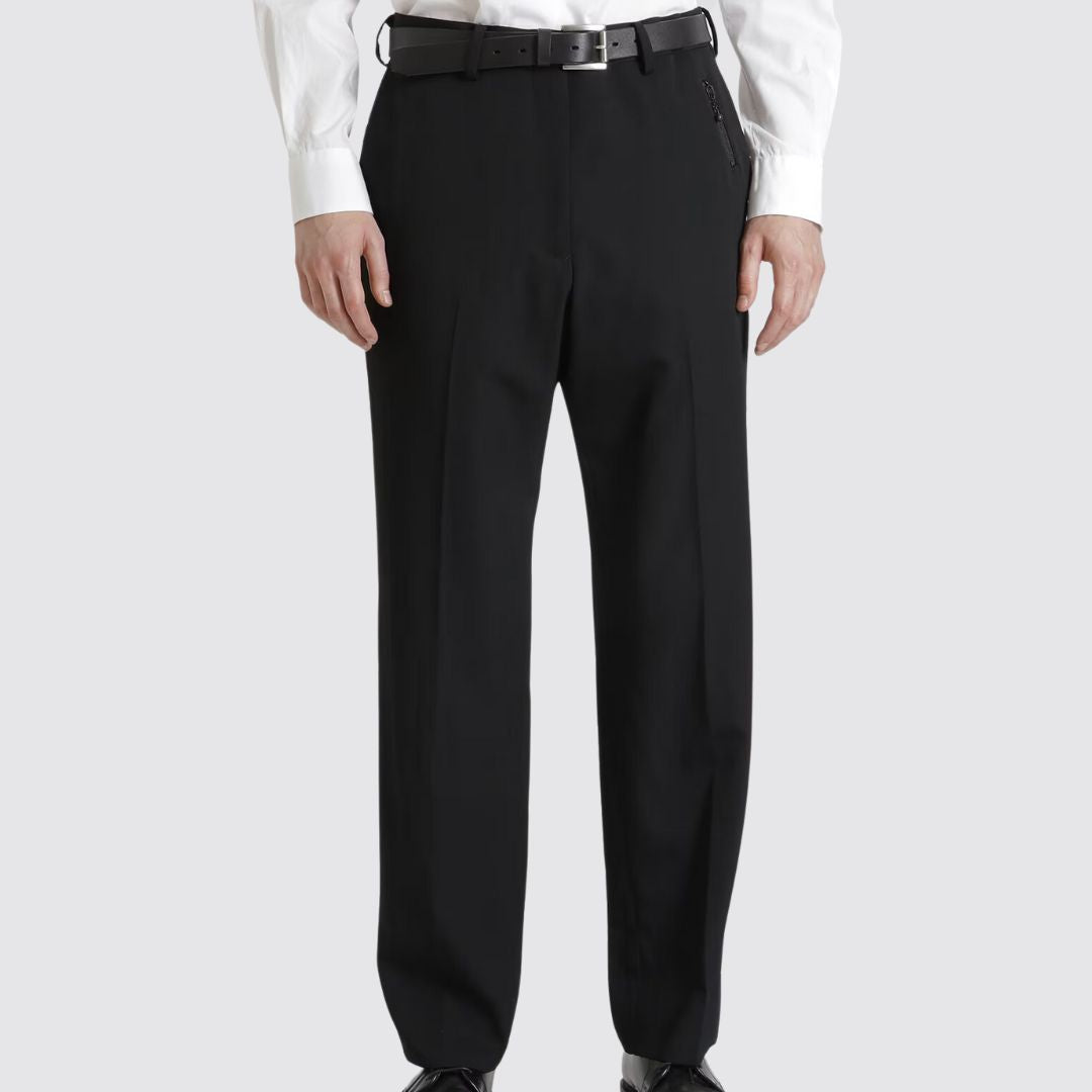 Yohji Yamamoto | Z-No Tuck Pants Front Model View
